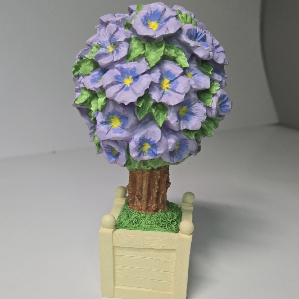Department 56 Snowbunnies Spring Purple Violet Topiary Flowering Tree figurine